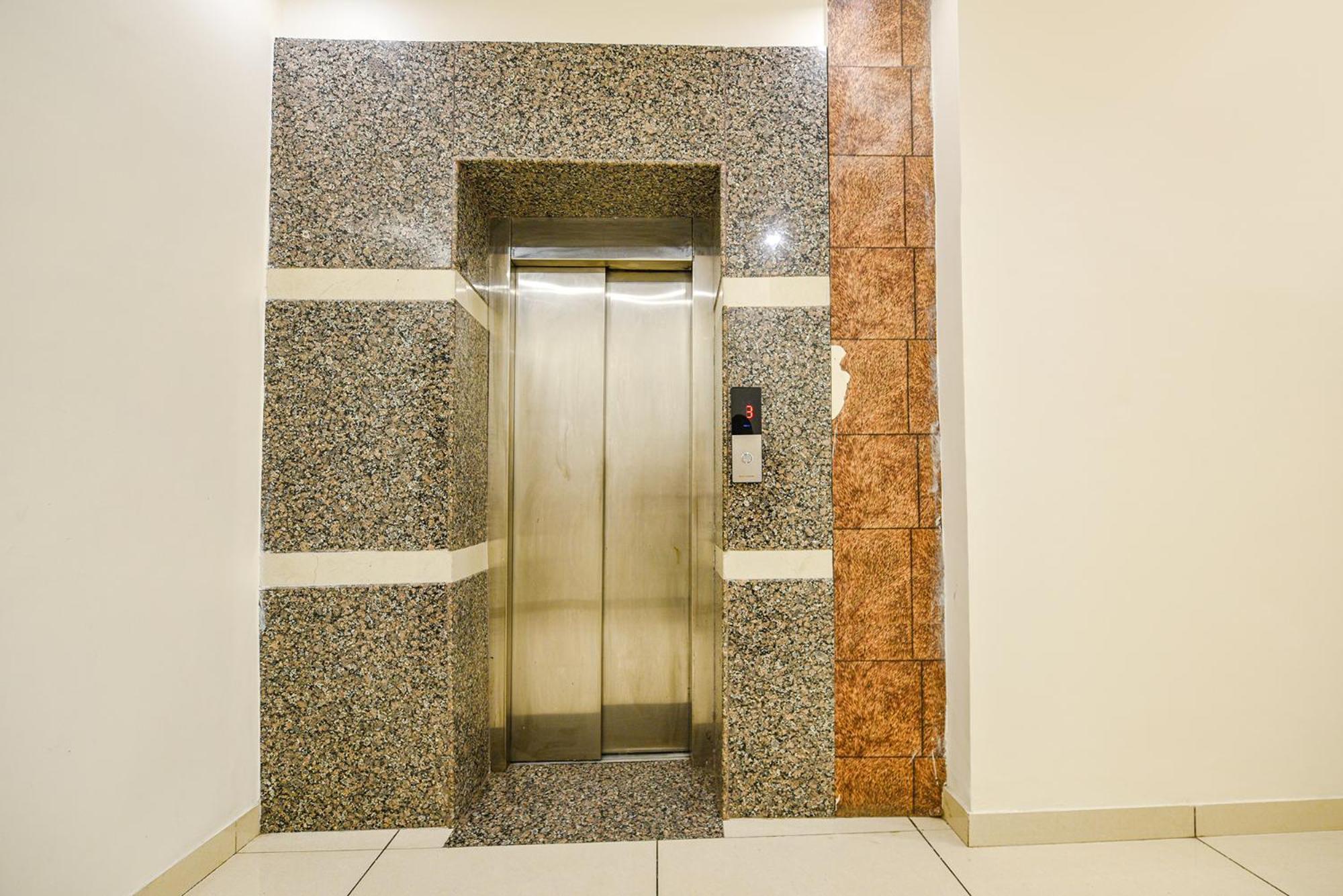 Fabhotel Savera Park Amritsar Exterior photo